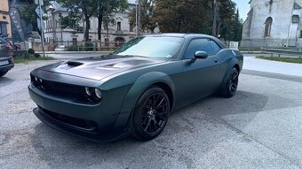 Dodge Challenger GT 4x4 - 13