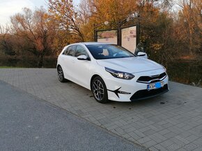 Na predaj KIA CEED 1,5 T-GDI A7 DCT GOLD 117,5 kW/160k - 13