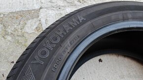 YOKOHAMA BluEarth 225/55 R18 - 13