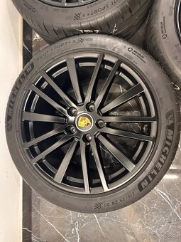 original Porsche Panamera R20 GTS 971601025C - 13