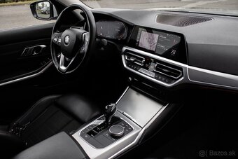 BMW Rad 3 320i A/T - 13