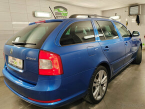 Škoda Octavia Combi 2.0 TDI CR DPF RS - 13