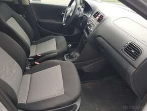 Volkswagen Polo Comfortline 1.4i 16V 63kw benzín - 13