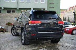 Jeep Grand Cherokee Overland - 13