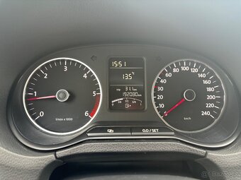 Vw polo  Highline 6R 1.6tdi 66kw 2010 - 13