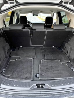 Land Rover Discovery Sport 4x4 - 13