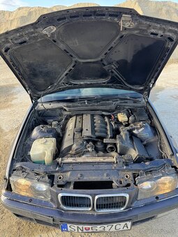 E36 320i touring - 13