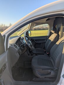 Volkswagen Caddy 1.6 TDI - GPS, klíma, vyhrievané sedačky - 13