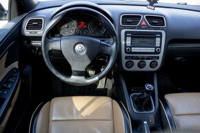 Volkswagen Eos 2.0 FSI-Individuál - 13