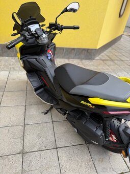 Aprilia sr gt 125 - 13