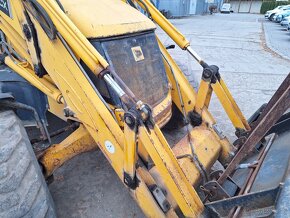 JCB 3CX 4X4 - 13