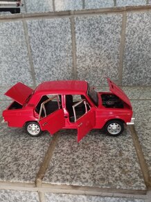 Lada 2106 žiguli kovový model mierka 1:18,mierka 1:24 - 13