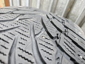 2 + 1 Špičkové zimné pneu Nokian Snowproof - 235/60 r18 - 13