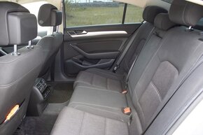 Volkswagen passat 2.0 TDI A6, 2016 - 13