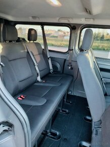 Renault Trafic Passenger 1.6dCi Long - 13