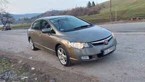 Honda Civic VIII 8 g sedan 1.8 104kw vymena drift aj bez TP - 13