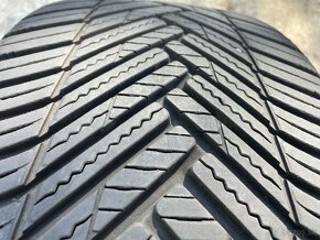 225/40 R18 Hankook - 13