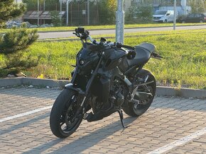 YAMAHA MT-09 2023 - 13