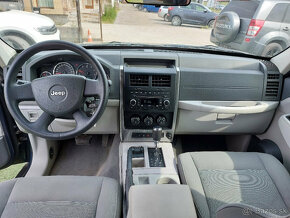 Jeep Cherokee 2,8crd - 13