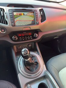 KIA SPORTAGE, PLATINUM, 1,7 CRDI, MANUÁL, 137 835 KM,11/2014 - 13