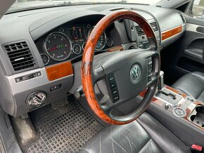 Volkswagen Touareg 3.0 TDI - 13