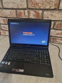 TOSHIBA Tecra A11, i3, 15.6", 4 GB RAM, 240 GB SSD, Win 10 - 13