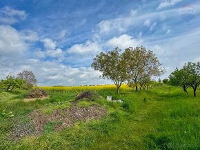 Investičný pozemok 27.279 m2 možnosť zástavby, dosah sietí a - 13