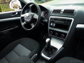 ŠKODA OCTAVIA COMBI 1.6TDI 4x4 77w KLIMA, STK, ŠPZ - 13