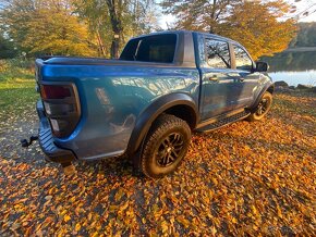 Ford Raptor - 13