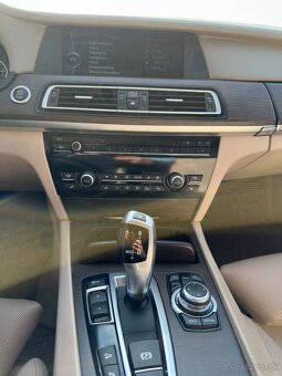 BMW 740D x-drive - 13