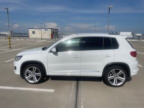 VW Tiguan R-Line 4x4 - 13