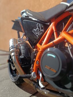 KTM Duke 690 - 13