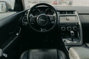Jaguar E-Pace 2.0 150D S AWD (2019) - 13
