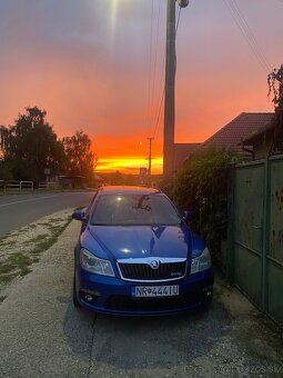 Škoda Octavia 2 FL RS Race Blue - 13