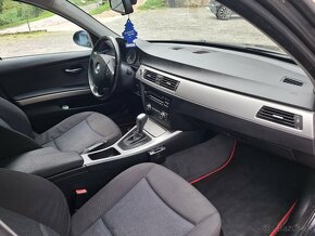 BMW 320D Touring A/T - 13