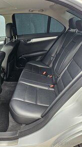 Mercedes-Benz C350 4matic - 13