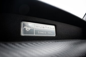 FORD MUSTANG 3.7 V6 224kW - 13