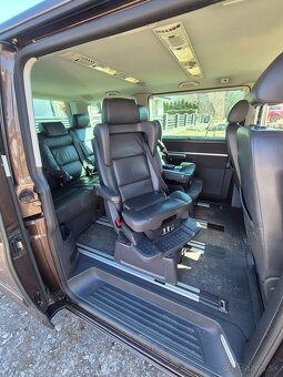 Volkswagen T5 Multivan 2.0 TDI 100kW, DSG7, Highline - 13