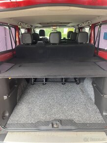 Renault Trafic Passenger - 13