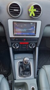 Audi A3 Sportback 2.0 TDI DPF Attraction Premium quattro - 13