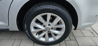 Volkswagen Touran 1.6 TDI DSG Comfortline - 13