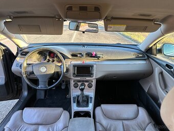 Volkswagen Passat 2.0 TDi - 13