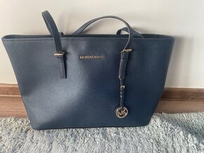 original michael kors kožená kabelka jet set travel pc 305€ - 13