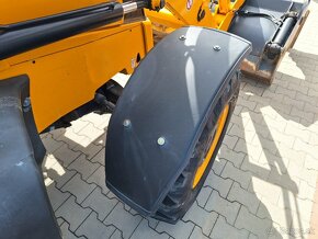 JCB 3CX 4X4 - 13