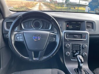 Volvo V60 D2 rv4/2014 - 13