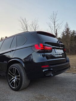 BMW X5 40D Carbon Schwarz - 13