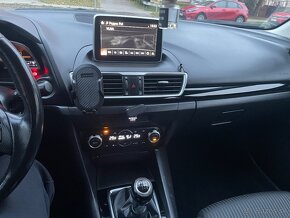 Mazda 3 2.2 - 13