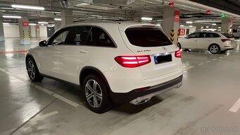 MB GLC 220D 4matic 2019 Biela - 13