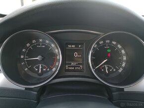 Superb combi 2.0 TDI CR 140K 103kW DSG - 13