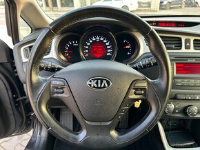 Kia Cee´d 1.4 CRDi EX - 13